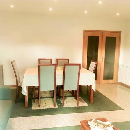 Beach Front Apartment - With Swimming Pool, Barbecue And Tennis Court! Viana do Castelo Bagian luar foto